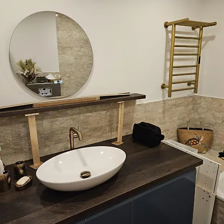 Zurich's Apartment *